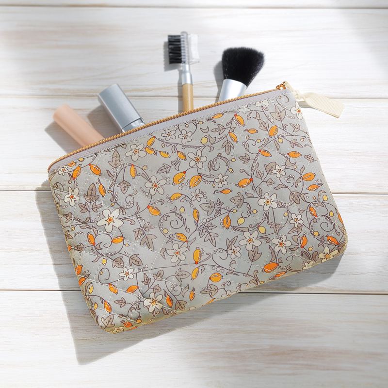 フィオリート・キルティングスリムポーチ（2）