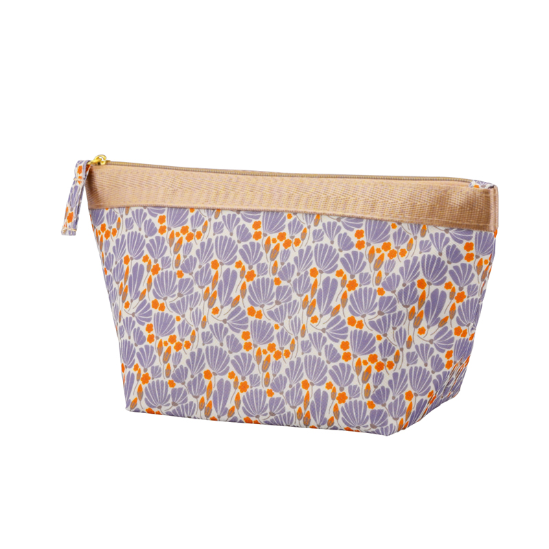 ミュゼフルール・ポーチ（2）