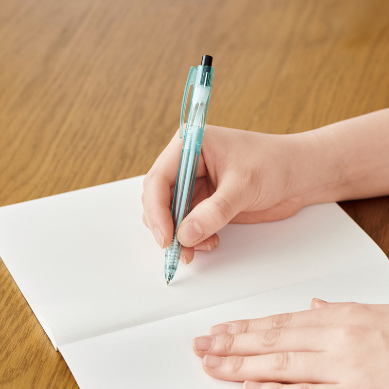 海洋プラスチックリサイクルボールペン（3）