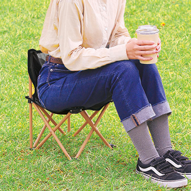 レジャーアンドライフ・ポータブルミニチェア(ブラック)（3）