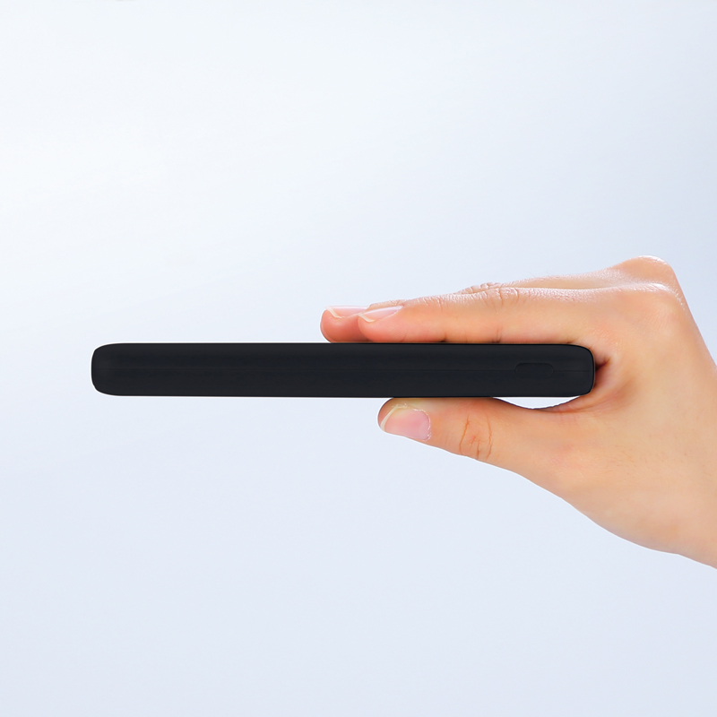 PD20W急速充電対応モバイルバッテリー10000(ブラック)（4）