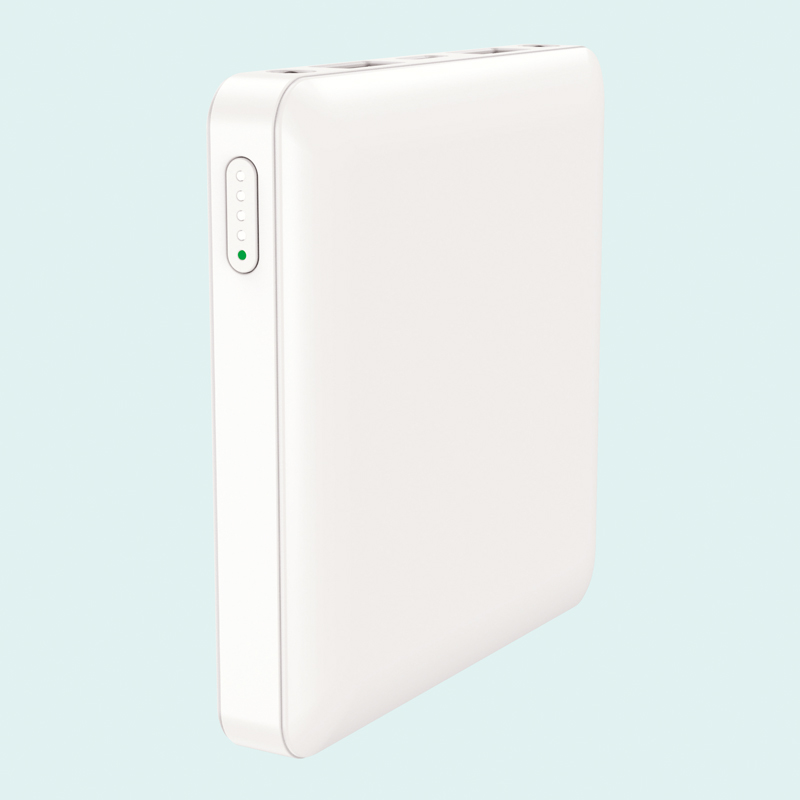 ソーラーパネル付きモバイルバッテリー5000（2）