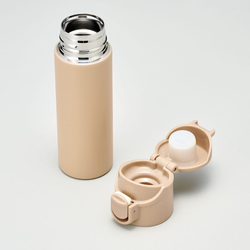 片手で飲めるワンタッチミニボトル140ml(グリーン)（2）