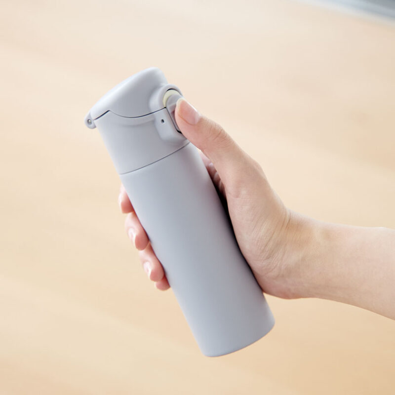 片手で飲めるワンタッチミニボトル140ml(グリーン)（4）