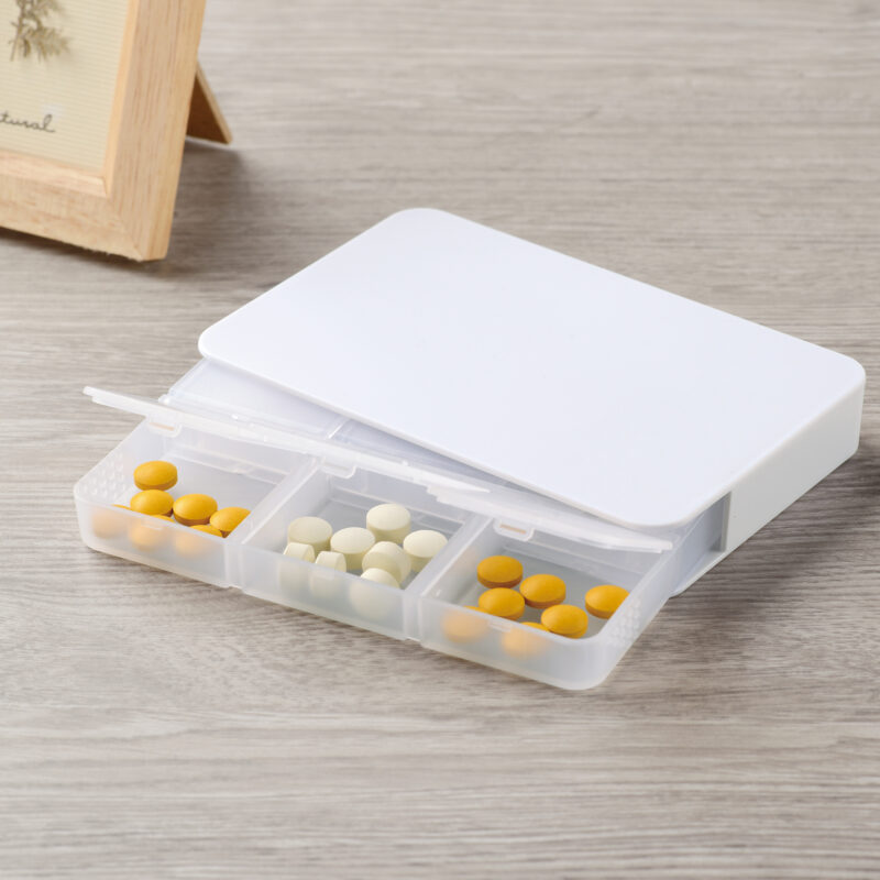 カバー付小物入れ（2）