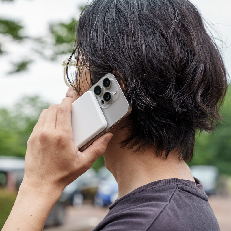 マグネット付ワイヤレスバッテリー5000（4）