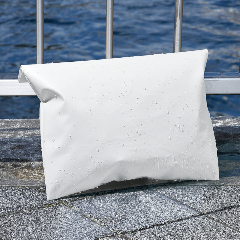 防水セカンドバッグ