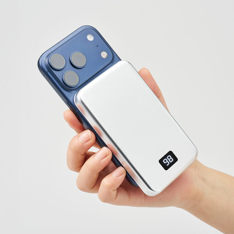 マグネット対応モバイルチャージャー5000(準固体使用) ホワイト（5）
