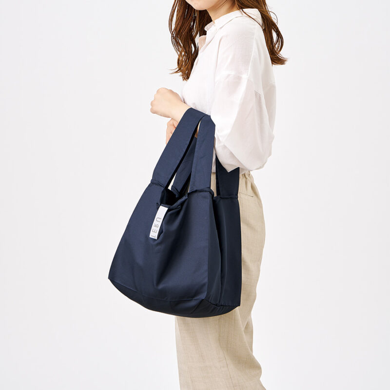 クルリト セルフレジで使いやすいスクエアデリバッグ　ネイビー（2）