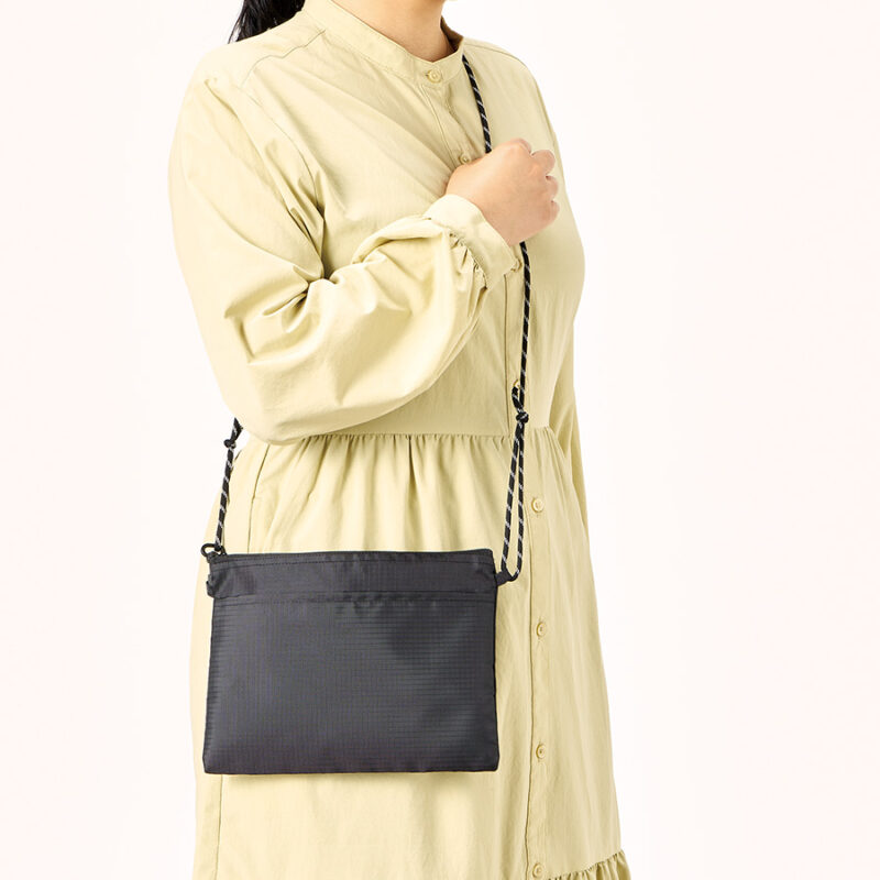 リップストップポケットサコッシュ　ネイビー（2）